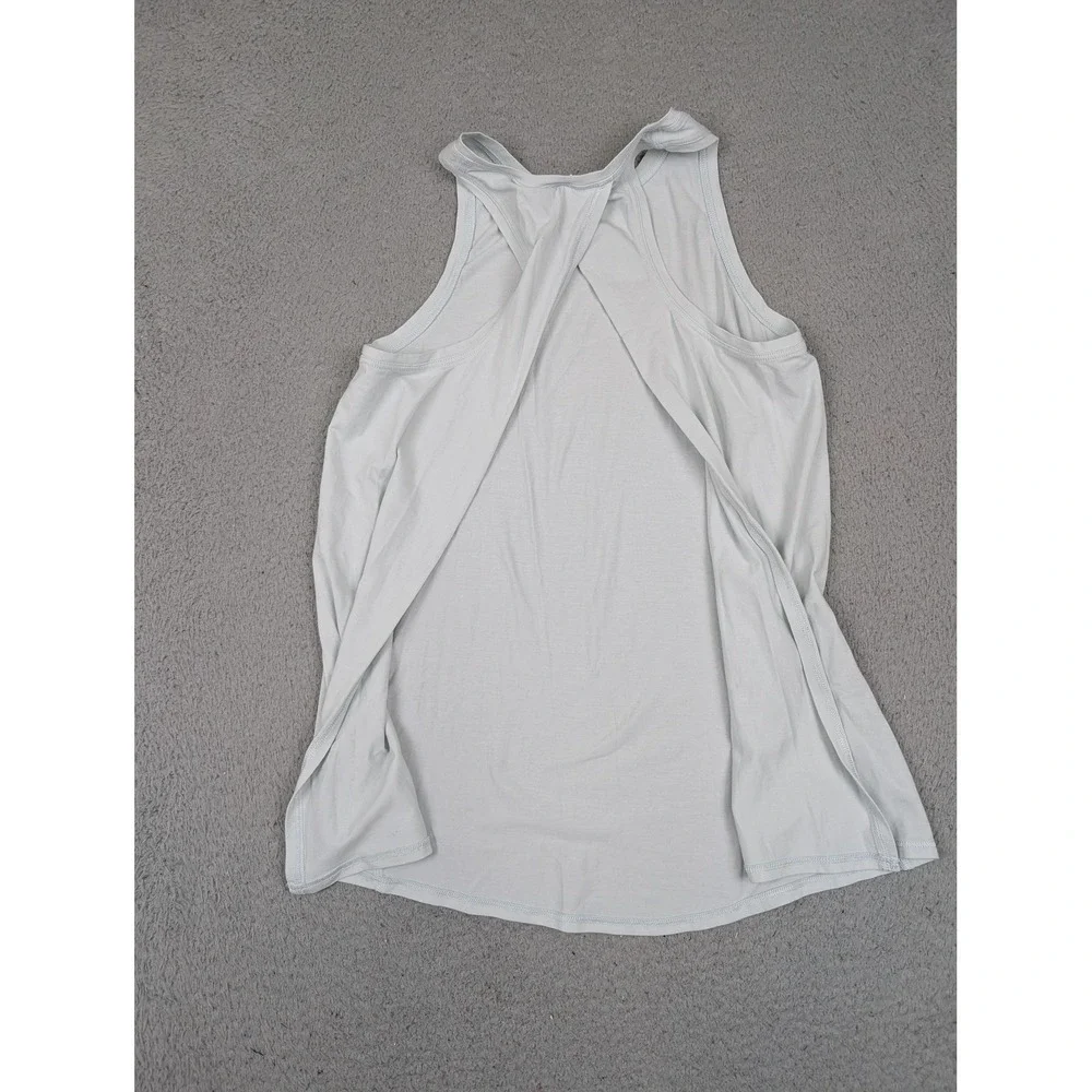 Lululemon Tank Top Womens 2 Light Gray Pima Cotton Twist Back‎ Open Split Yoga